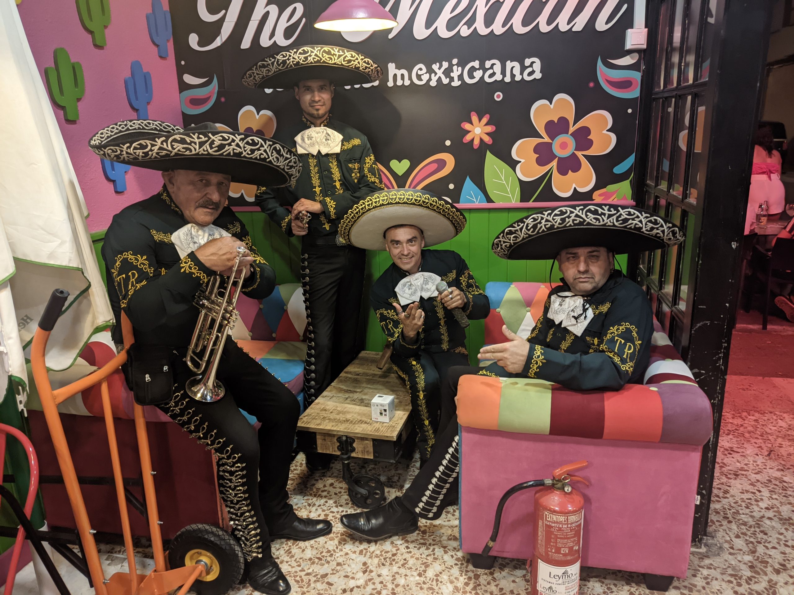 Mariachis en Valencia precios Cuarteto Los Gallos