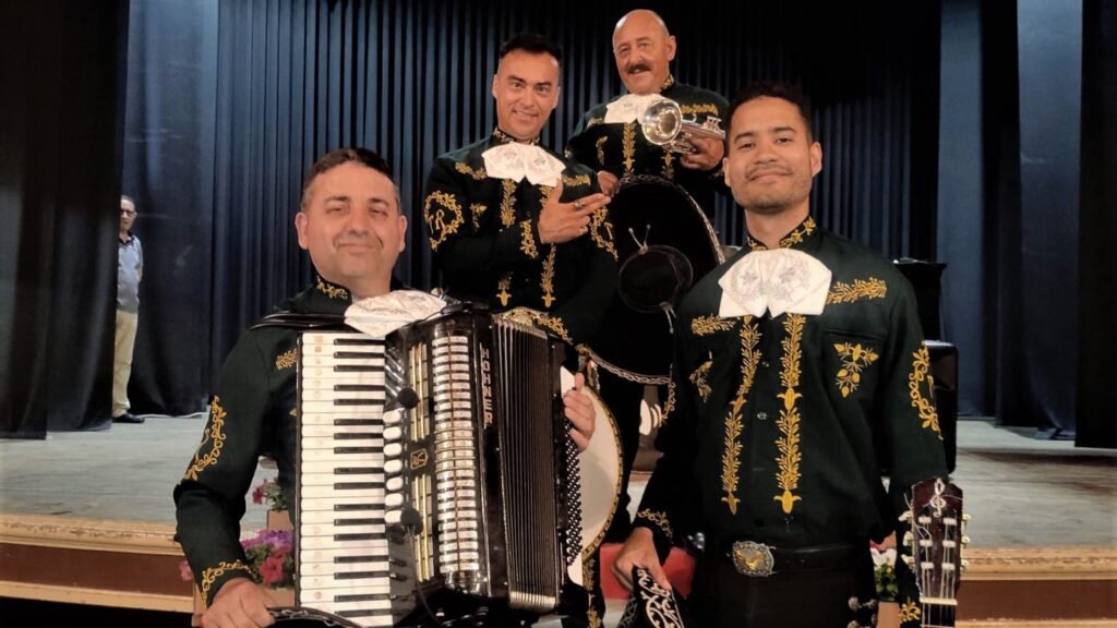 Mariachis Para Teatros
